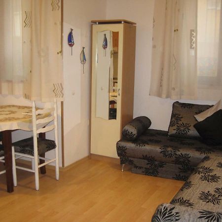 Apartment Nadejda Varna Buitenkant foto
