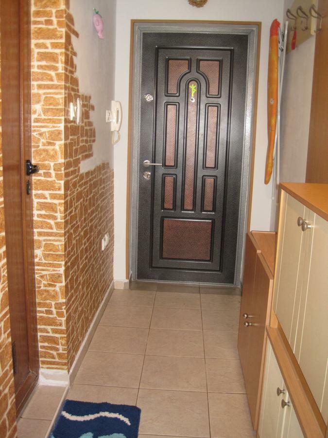 Apartment Nadejda Varna Buitenkant foto